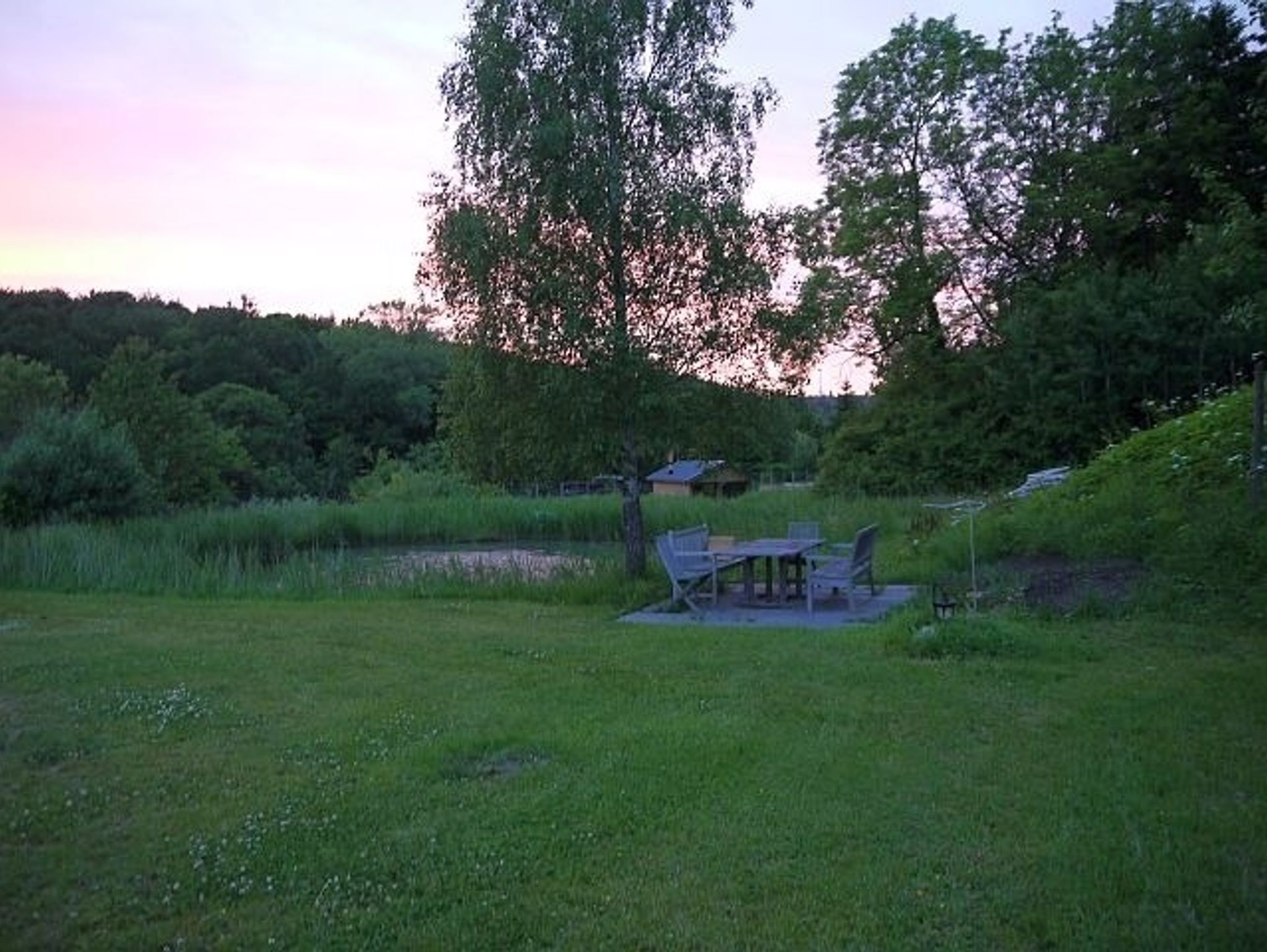 Bungalow in Ostsee-Nähe mit eigener überdachter Terrasse, auf großem Grundstück