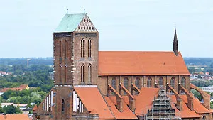 z. B. St.-Nikolai-Kirche Wismar
