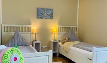 Wellnesshaus Morgentau an der Ostsee mit Sauna-Whirlwanne