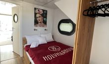 Traum-Hausboot "Mountainstreet  29" mit führerscheinfreiem Motorboot
