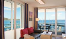 Apartment 24, Pier 24, Blickrichtung offene See/Binnenhafen Nord