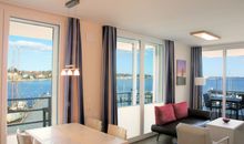 Apartment 24, Pier 24, Blickrichtung offene See/Binnenhafen Nord