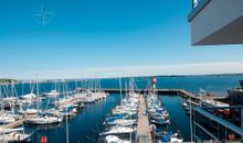 Apartment 24, Pier 24, Blickrichtung offene See/Binnenhafen Nord