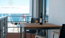 Apartment 24, Pier 24, Blickrichtung offene See/Binnenhafen Nord