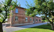 Bungalow mit Pool