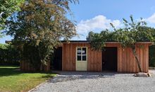 Bungalow mit Pool