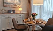 Apartment 2  - "Am Leuchtfeuer 2" - Blickrichtung Yacht-, Binnenhafen und offene See