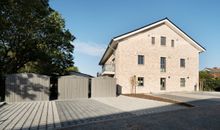 Ferienhaus vom eigenen Strandabschnitt aus gesehen