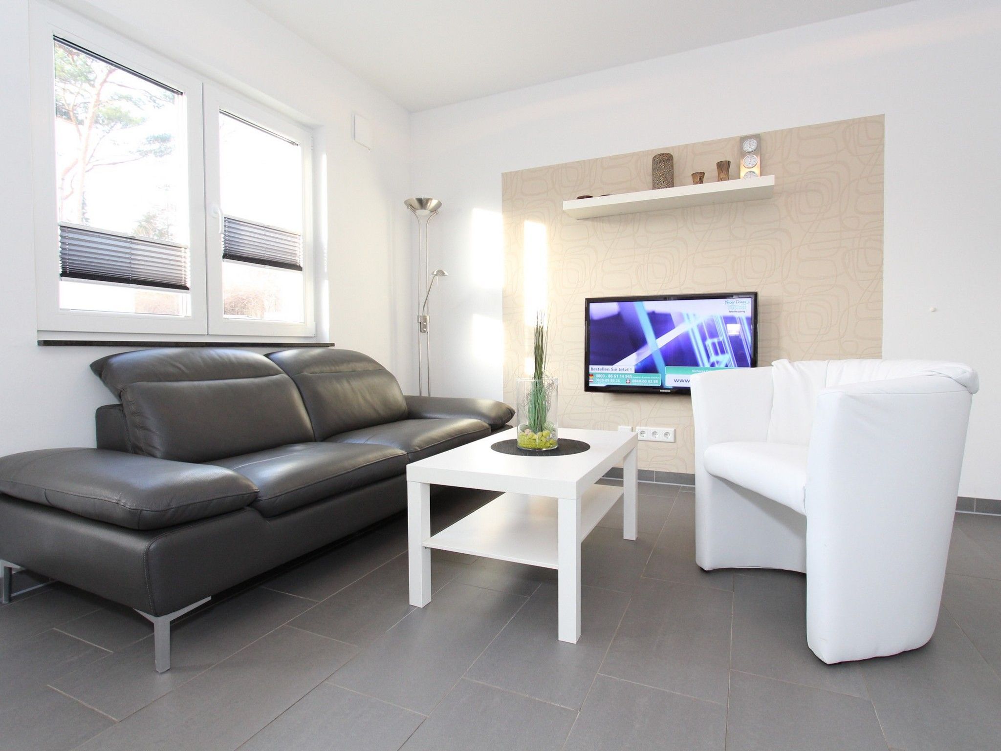 Hafenspitze App.34- komfortables, großes Sofa