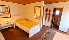 Bungalow Volkmer (Haus 7) mit schöner Terrasse, nur wenige Gehminuten zum Strand