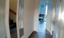 Retro-Apartment in zentraler Lage: Entspannen im Familienbungalow mit Garten (9228)