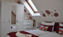 Cozy Cottage 1