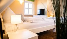 Schlafzimmer 2  im OG mit Doppelbett (200 x 200 cm)