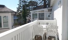 möblierter Balkon