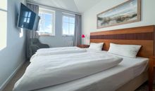 Schlafzimmer mit TV