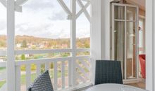 Urlauberdorf 22a - Blick auf das gemütliche Ecksofa