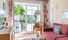 Haffblick Whg. Ha09 - Blick auf den Wohnbereich und den Balkon