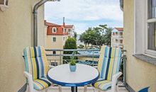 Balkon mit eingeschränktem Meerblick