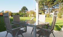 Überdachte Terrasse und Garten