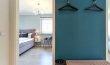 Blick vom Flur in Schlafzimmer 1m