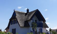 vom Balkon aus hat man einen tollen Blick auf die Schlei und das Treiben am Hafen