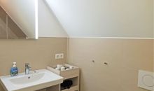 2. Badezimmer im DG