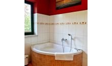 Wohnzimmer mit Seeblick
