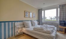 Schlafzimmer 2 mit Doppelbett