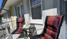 bestuhlter Balkon
