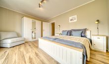 Schlafzimmer II