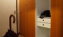 Flur mit Wandschrank