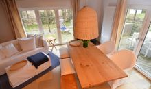 Esstisch im Wohnzimmer