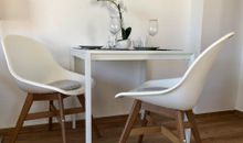 Ferienwohnung "Mary Poppins" mit Balkon zwischen Strand, Wald & Wiese im Südosten der Insel Rügen!