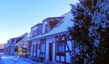 Ferienwohnung "Mary Poppins" mit Balkon zwischen Strand, Wald & Wiese im Südosten der Insel Rügen!