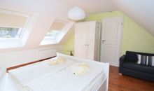 Schlafzimmer OG