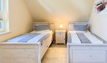 Schlafzimmer 4