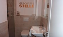 Badezimmer Dusche und WC
