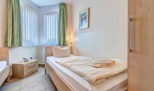 2. Schlafzimmer