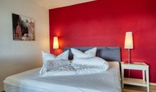 Schlafbereich mit Doppelbett