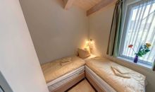 2. Schlafzimmer