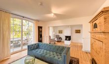 Gutshof Liepe - Ferienwohnung im Erdgeschoss - Wohnbereich mit Kamin