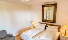 Gutshof Liepe - Ferienwohnung im Erdgeschoss - Schlafzimmer 1