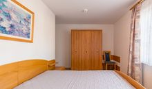 Raum mit Doppelbett
