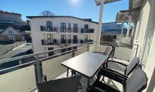 bestuhlter Balkon