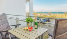 möblierter Balkon mit direktem Ostseeblick