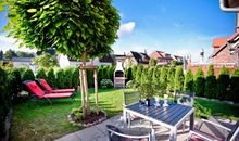 Terrasse mit Garten