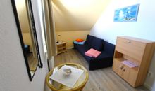 Schlafzimmer mit Schlafcouch