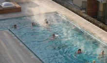 Sole-Außenpool (ganzjährig 30 °C)
