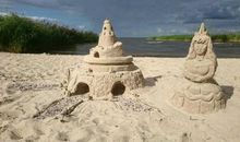 Zur Erholung am Waldstrand in Bellin