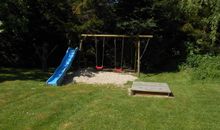 Spielplatz am Haus